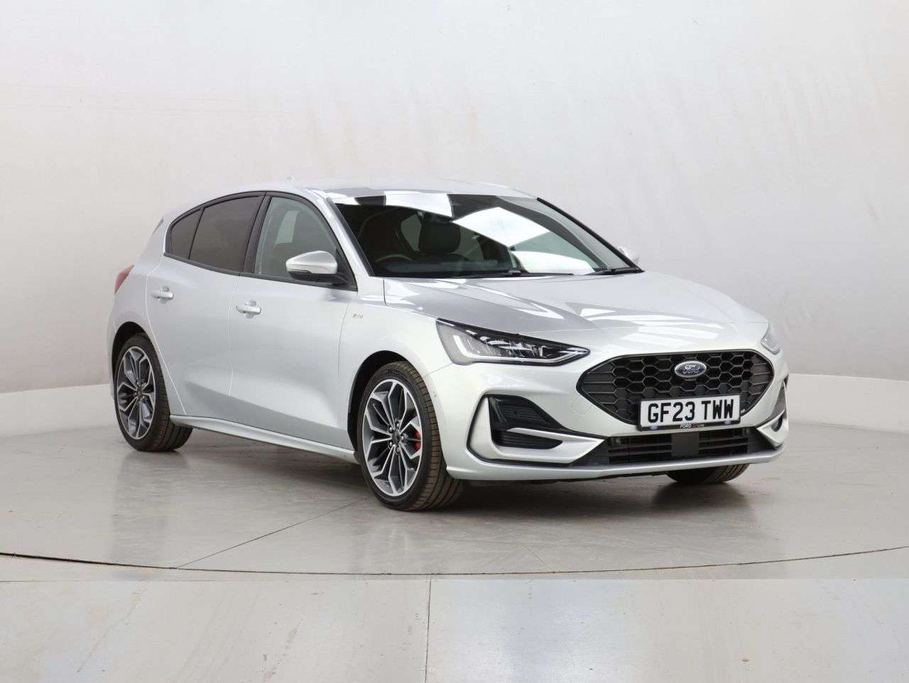 A 2023 FORD FOCUS 1.0T EcoBoost ST-Line X Hatchback 5dr Petrol Manual Euro 6 (s/s) (125 ps) A 2023 FORD FOCUS 1.0T EcoBoost ST-Line X Hatchback 5dr Petrol Manual Euro 6 (s/s) (125 ps)