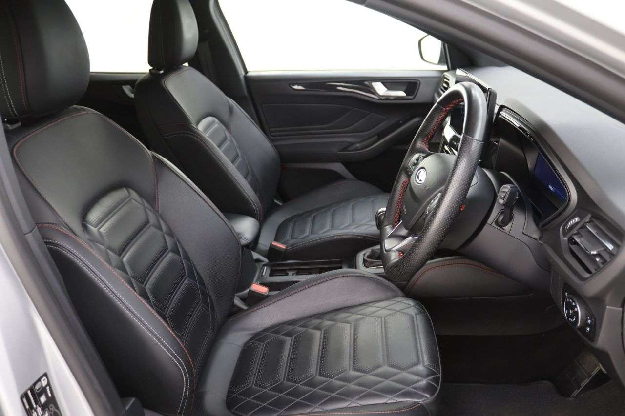2023 FORD FOCUS 2023 FORD FOCUS