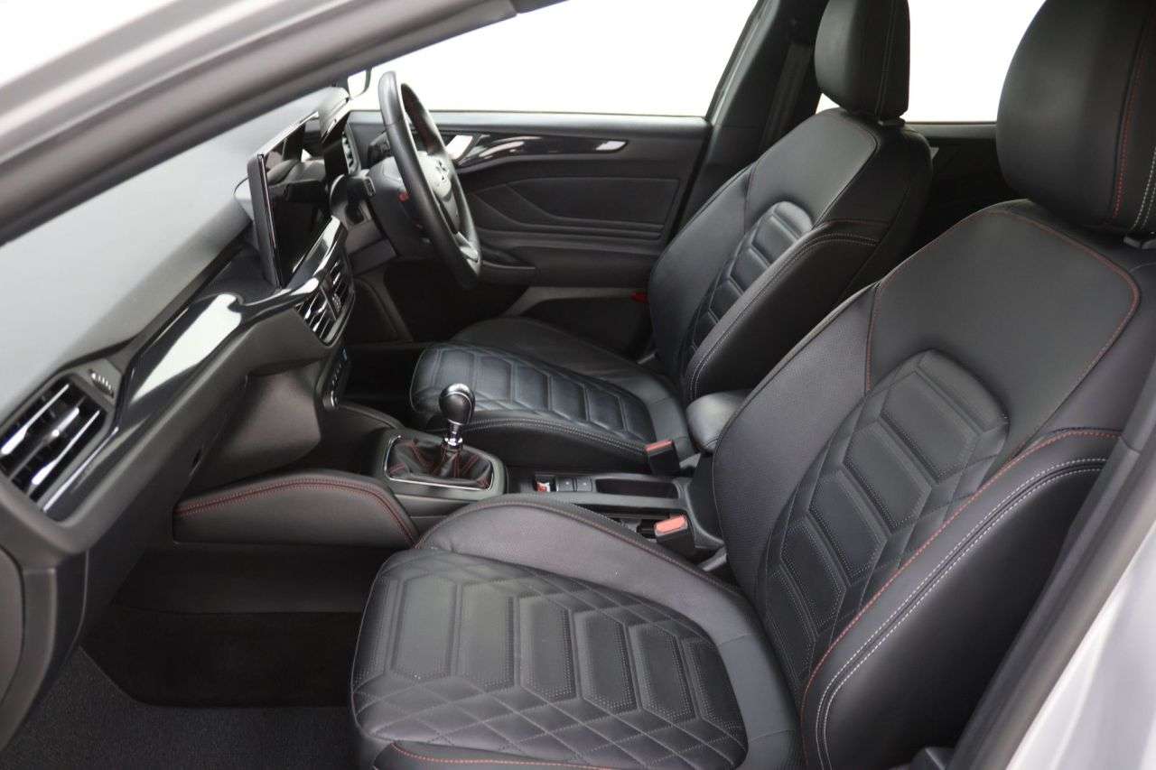 2023 FORD FOCUS 2023 FORD FOCUS