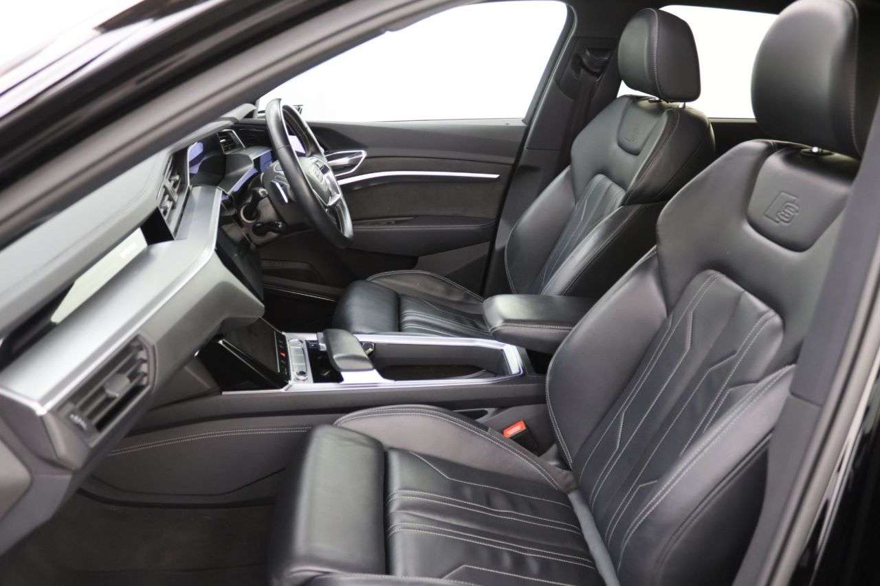 2020 AUDI E-TRON 2020 AUDI E-TRON