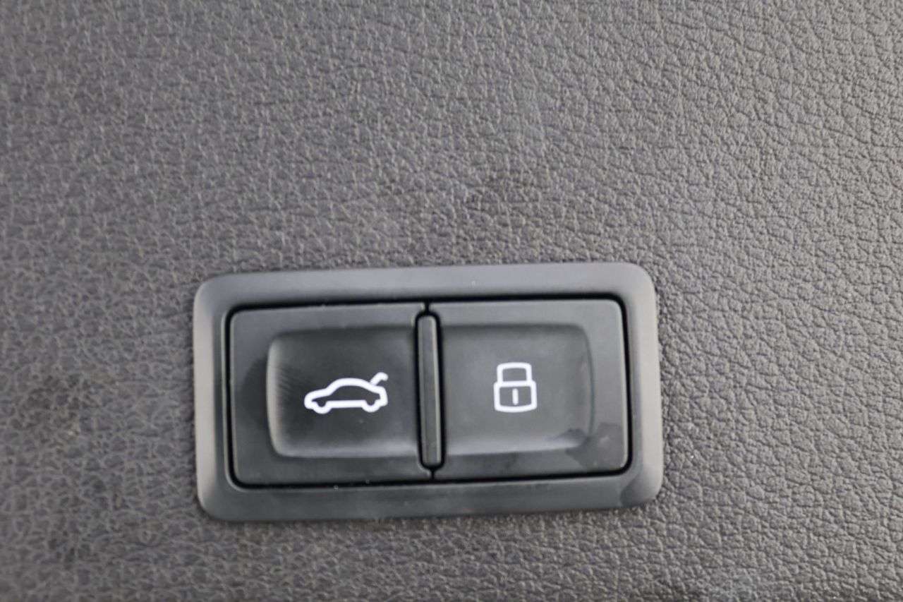 2020 AUDI E-TRON 2020 AUDI E-TRON
