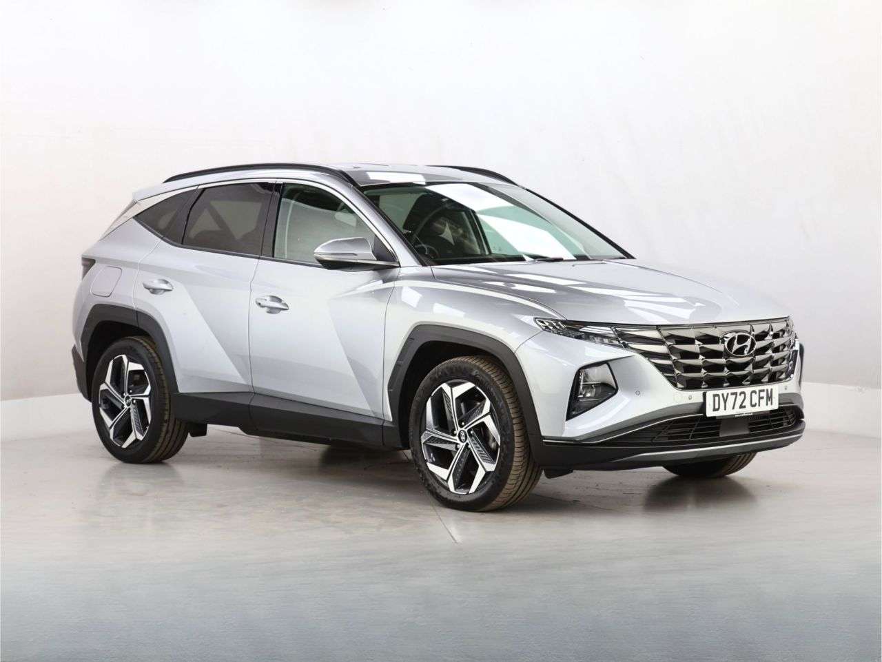 A 2022 HYUNDAI TUCSON 1.6 h T-GDi 13.8kWh Premium SUV 5dr Petrol Plug-in Hybrid Auto 4WD Euro 6 ( A 2022 HYUNDAI TUCSON 1.6 h T-GDi 13.8kWh Premium SUV 5dr Petrol Plug-in Hybrid Auto 4WD Euro 6 (