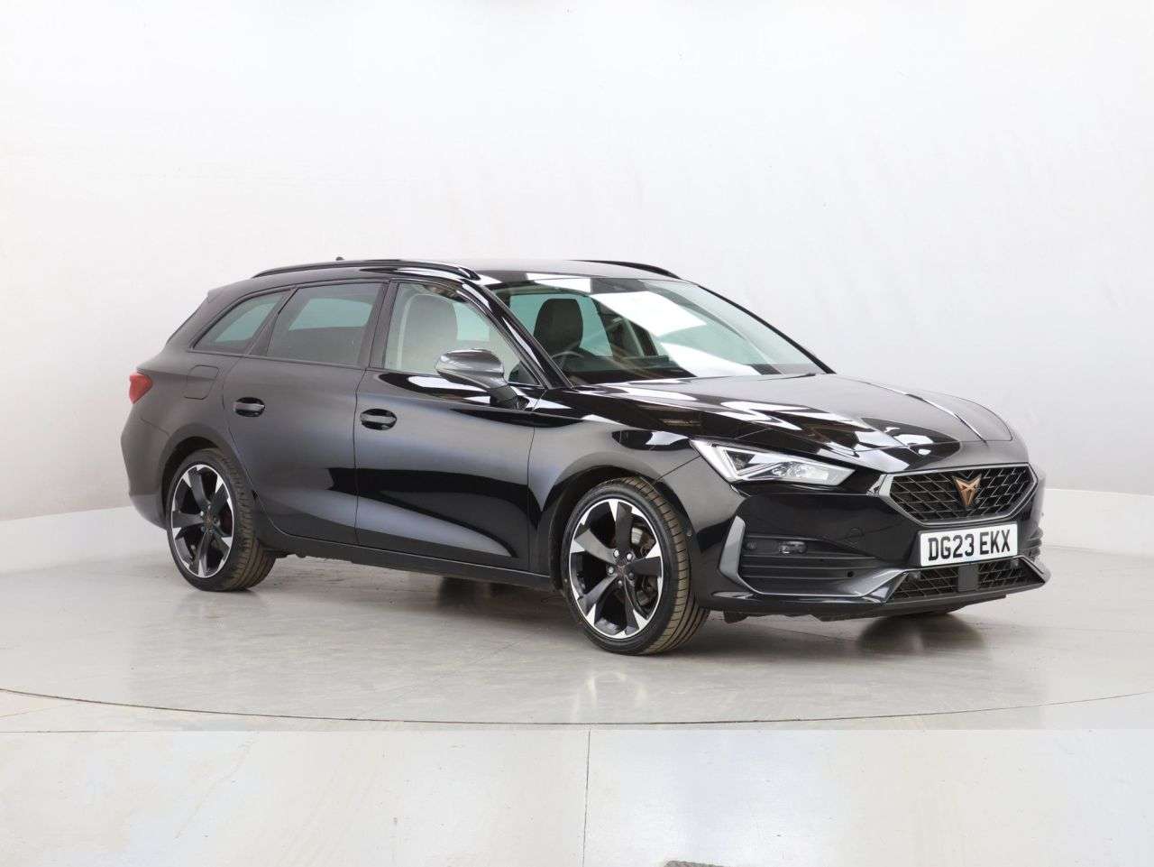 A 2023 CUPRA LEON 1.5 eTSI V1 5dr DSG A 2023 CUPRA LEON 1.5 eTSI V1 5dr DSG