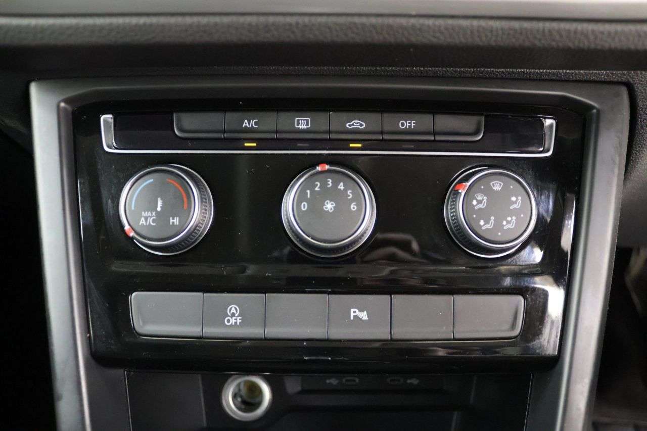 2021 VOLKSWAGEN TOURAN 2021 VOLKSWAGEN TOURAN