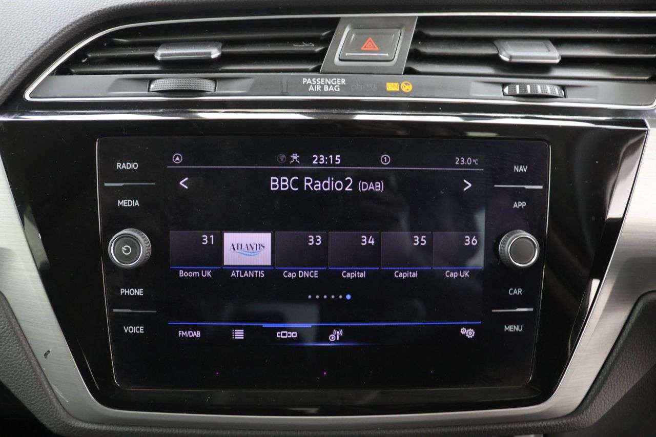 2021 VOLKSWAGEN TOURAN 2021 VOLKSWAGEN TOURAN