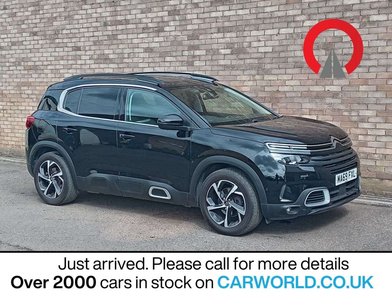 A 2019 CITROEN C5 AIRCROSS 1.6 PureTech Flair SUV 5dr Petrol EAT8 Euro 6 (s/s) (180 ps) A 2019 CITROEN C5 AIRCROSS 1.6 PureTech Flair SUV 5dr Petrol EAT8 Euro 6 (s/s) (180 ps)