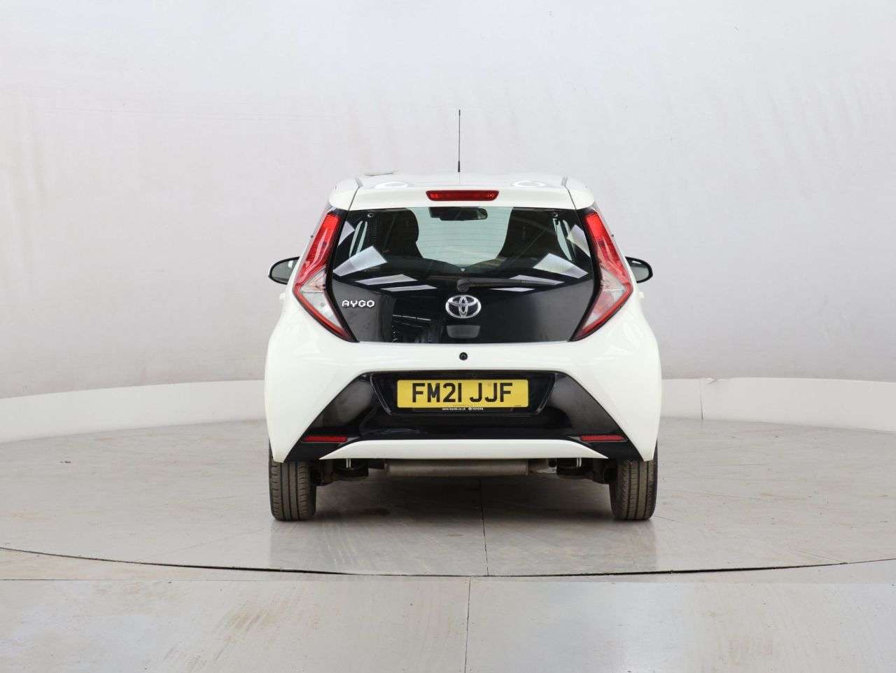 2021 TOYOTA AYGO 2021 TOYOTA AYGO