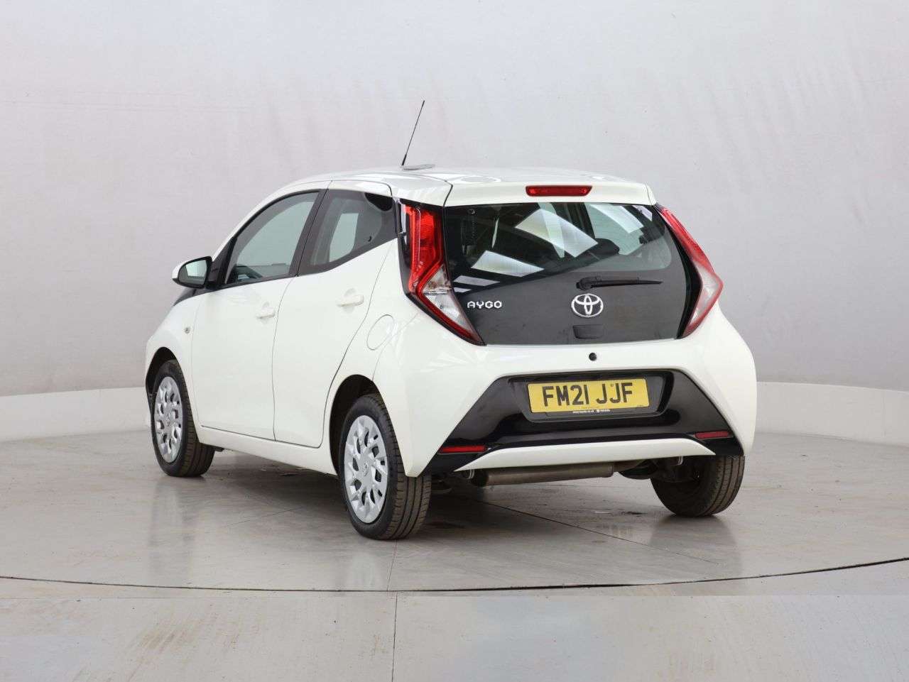2021 TOYOTA AYGO 2021 TOYOTA AYGO