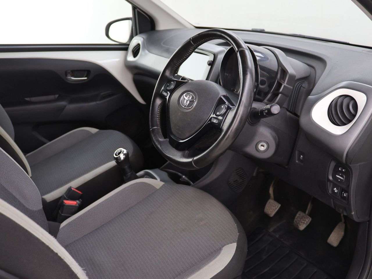 2021 TOYOTA AYGO 2021 TOYOTA AYGO