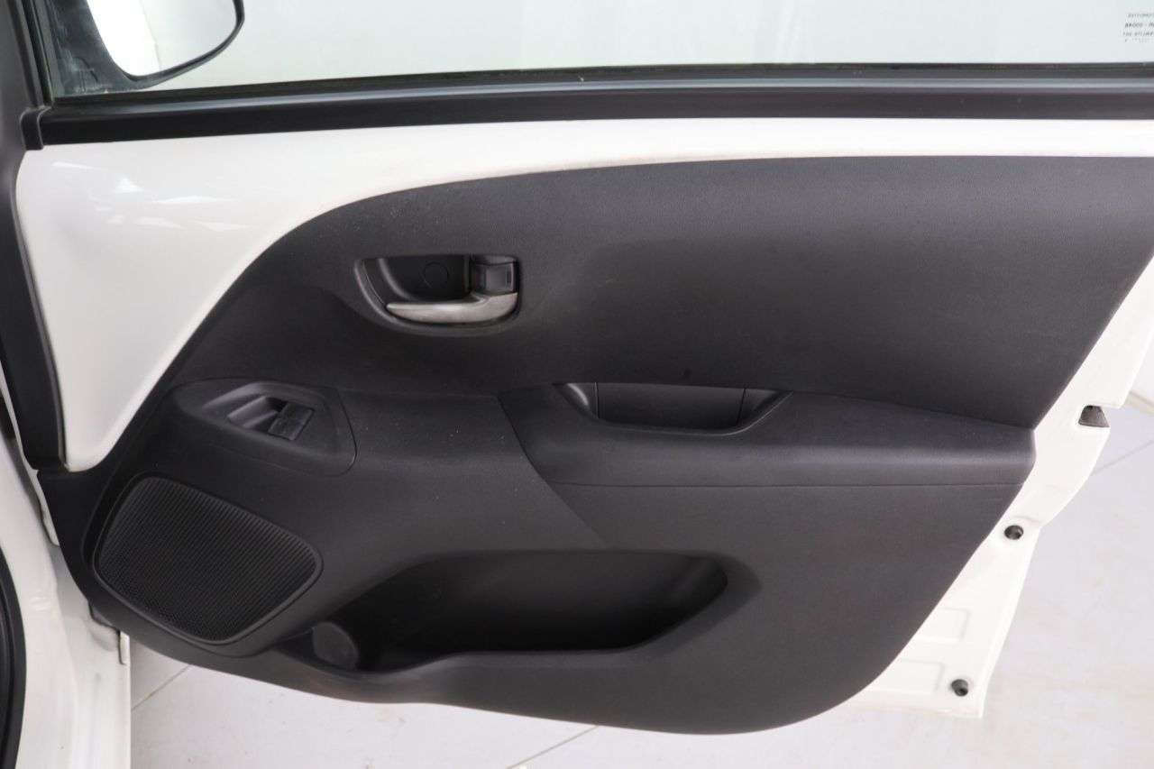 2021 TOYOTA AYGO 2021 TOYOTA AYGO