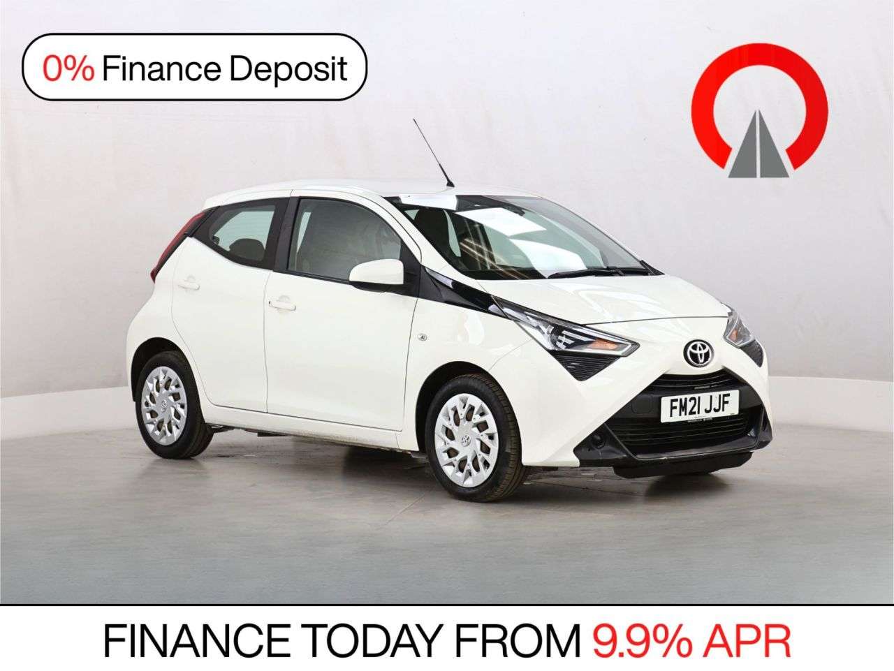 A 2021 TOYOTA AYGO 1.0 VVT-i x-play Hatchback 5dr Petrol Manual Euro 6 (s/s) (71 ps) A 2021 TOYOTA AYGO 1.0 VVT-i x-play Hatchback 5dr Petrol Manual Euro 6 (s/s) (71 ps)