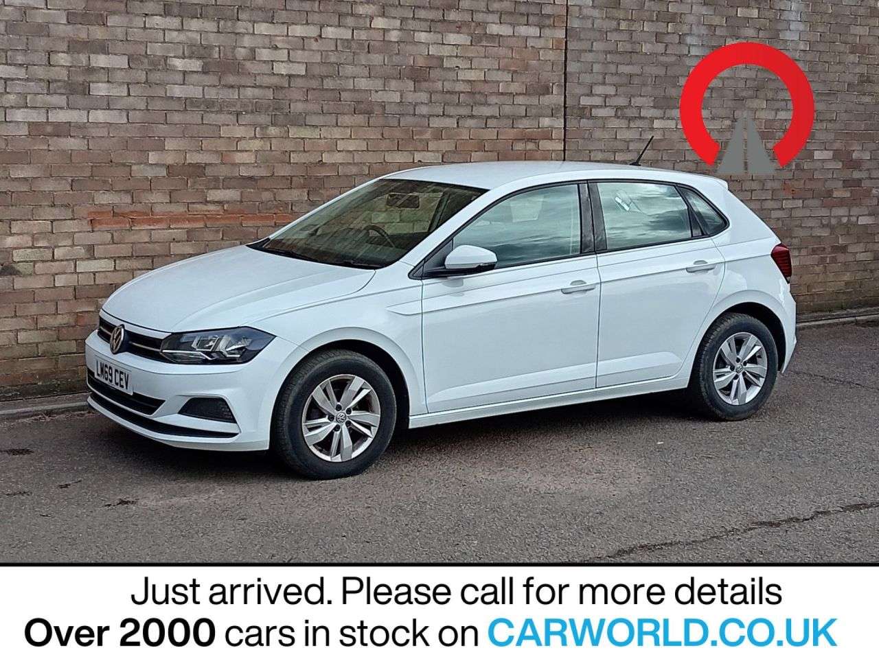 A 2019 VOLKSWAGEN POLO 1.0 TSI GPF SE Hatchback 5dr Petrol Manual Euro 6 (s/s) (95 ps) A 2019 VOLKSWAGEN POLO 1.0 TSI GPF SE Hatchback 5dr Petrol Manual Euro 6 (s/s) (95 ps)