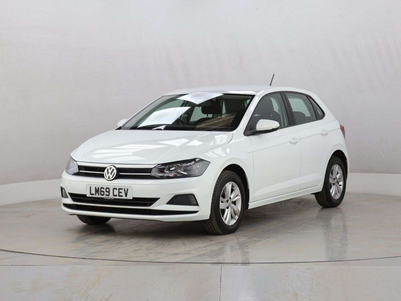 2019 VOLKSWAGEN POLO 2019 VOLKSWAGEN POLO