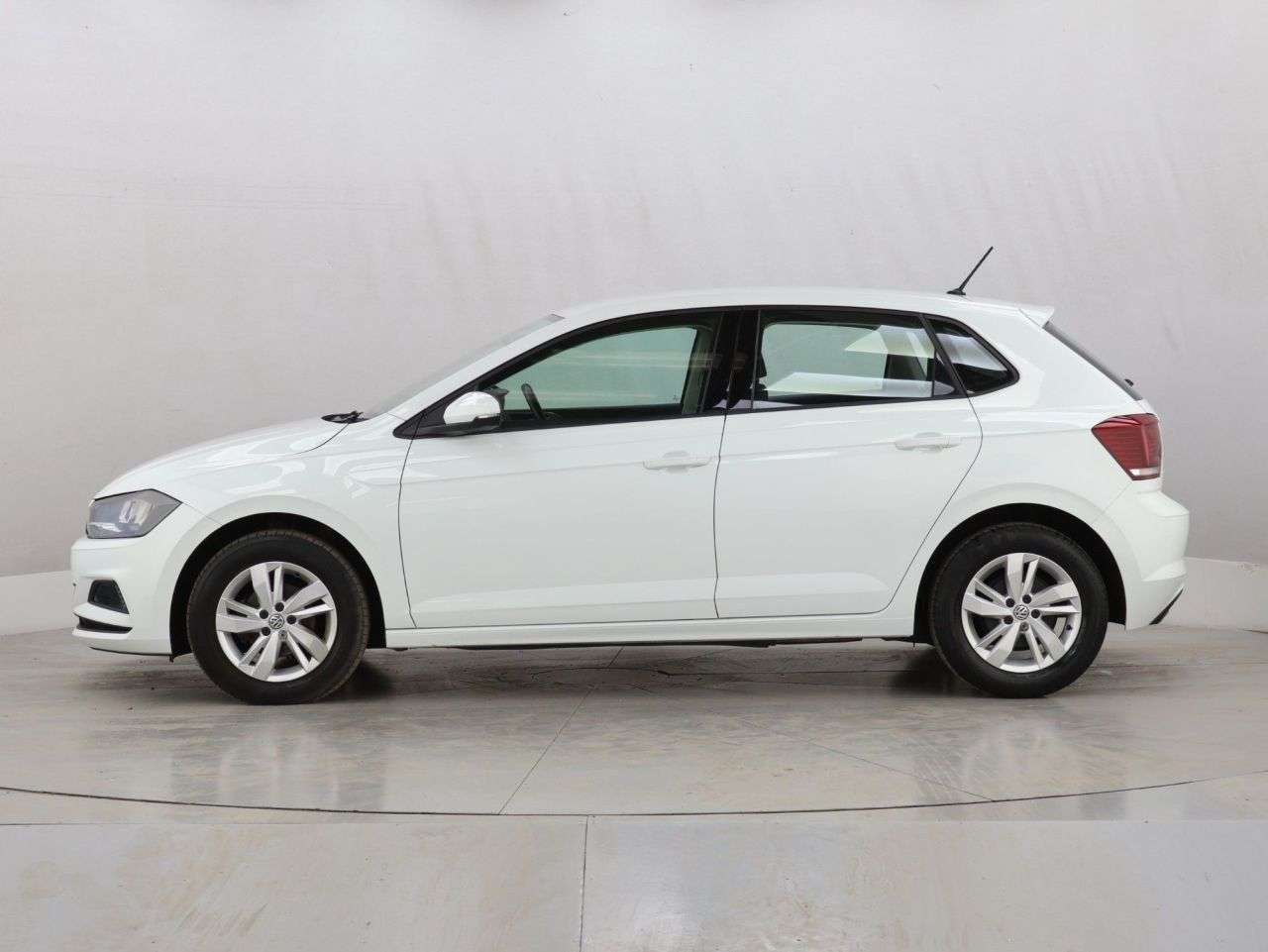 2019 VOLKSWAGEN POLO 2019 VOLKSWAGEN POLO