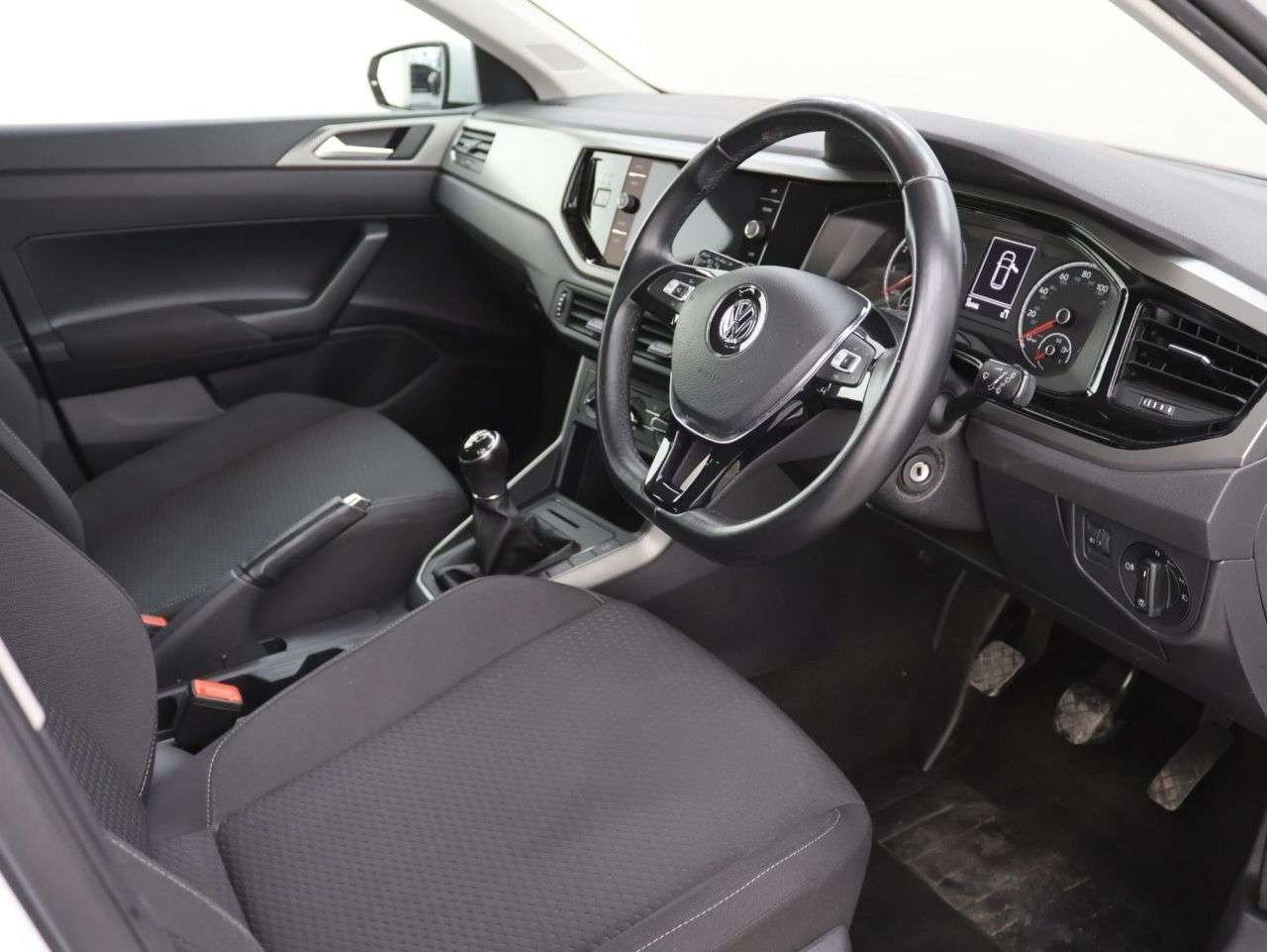 2019 VOLKSWAGEN POLO 2019 VOLKSWAGEN POLO