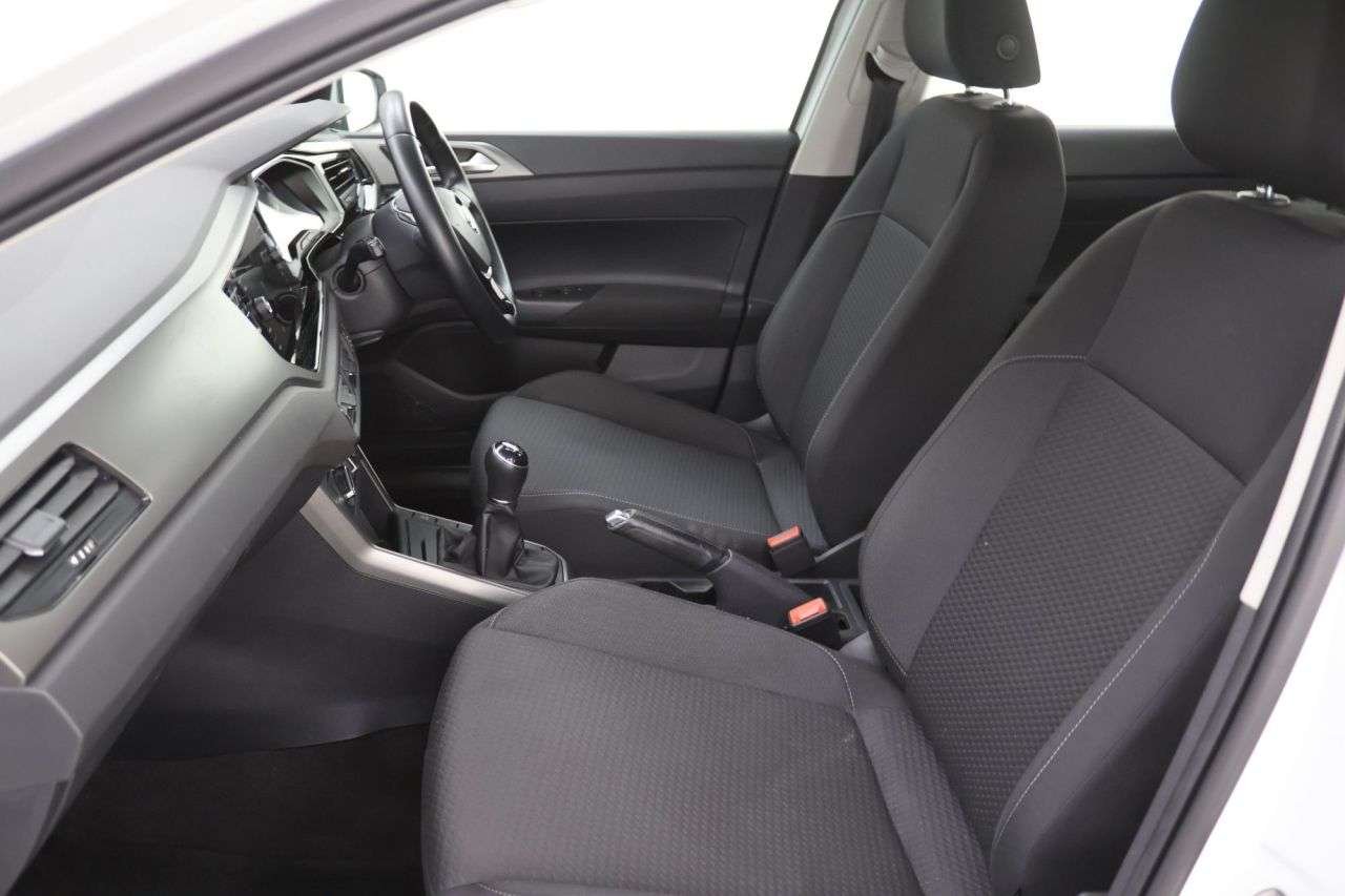 2019 VOLKSWAGEN POLO 2019 VOLKSWAGEN POLO