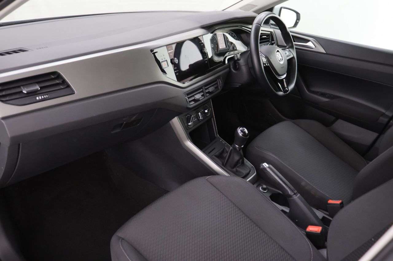 2019 VOLKSWAGEN POLO 2019 VOLKSWAGEN POLO