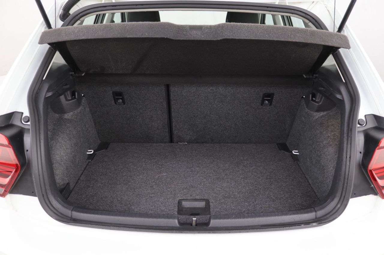 2019 VOLKSWAGEN POLO 2019 VOLKSWAGEN POLO