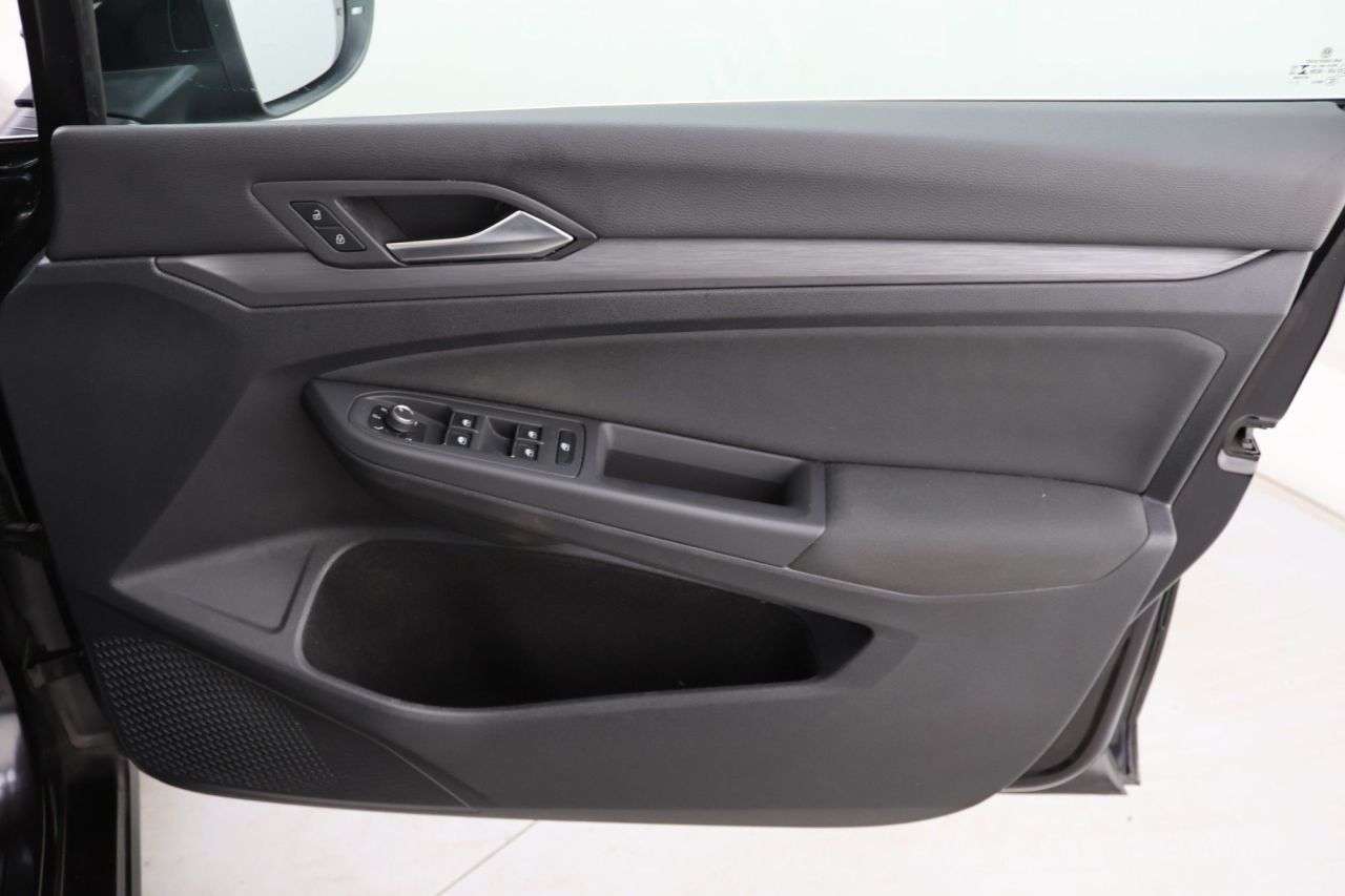 2021 VOLKSWAGEN GOLF 2021 VOLKSWAGEN GOLF