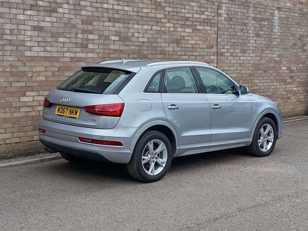 A 2018 AUDI Q3 1.4 TFSI CoD Sport SUV 5dr Petrol Manual Euro 6 (s/s) (150 ps) A 2018 AUDI Q3 1.4 TFSI CoD Sport SUV 5dr Petrol Manual Euro 6 (s/s) (150 ps)