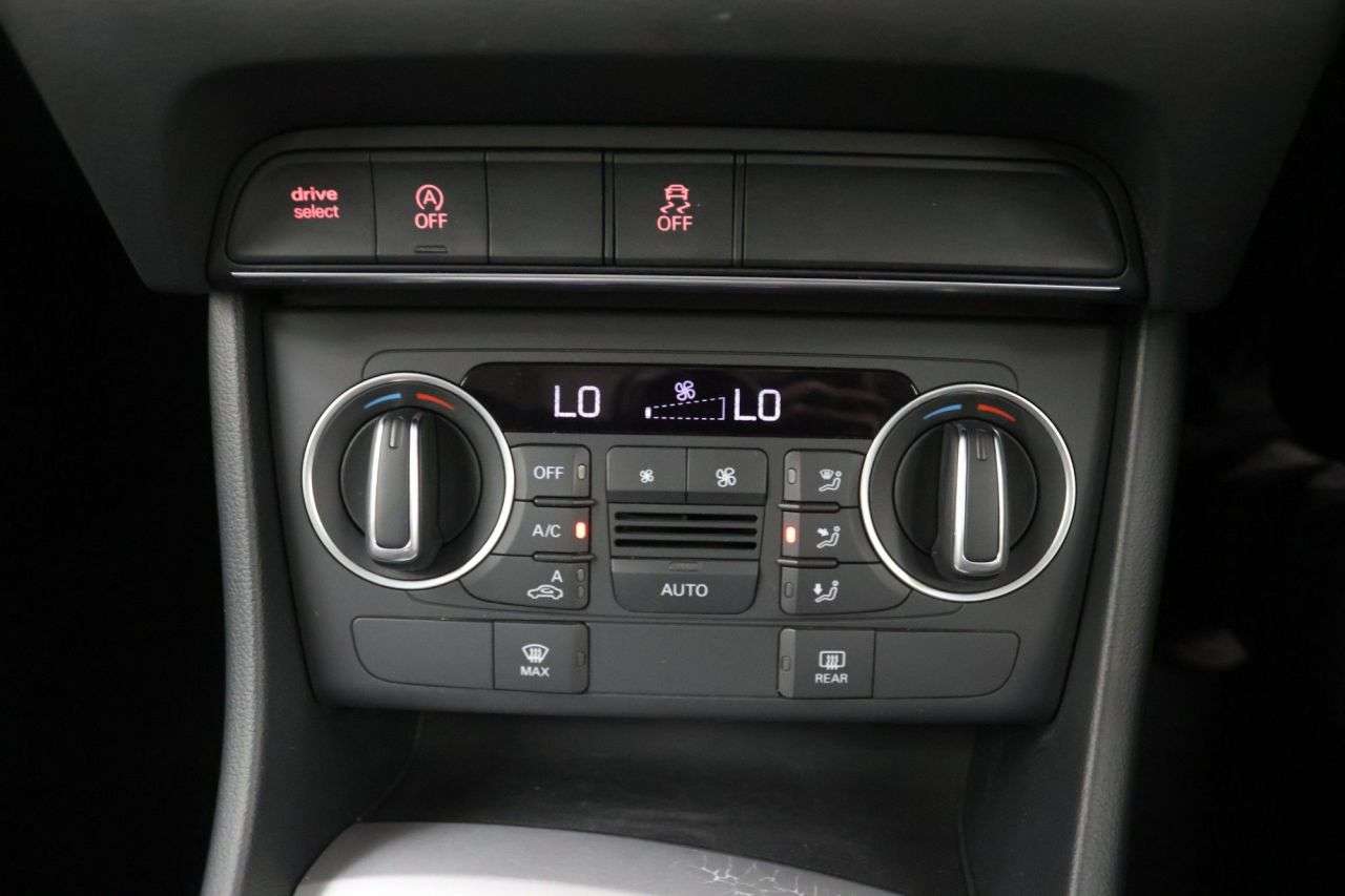 2018 AUDI Q3 2018 AUDI Q3