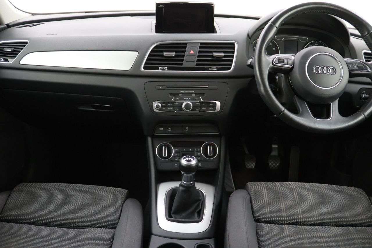 2018 AUDI Q3 2018 AUDI Q3