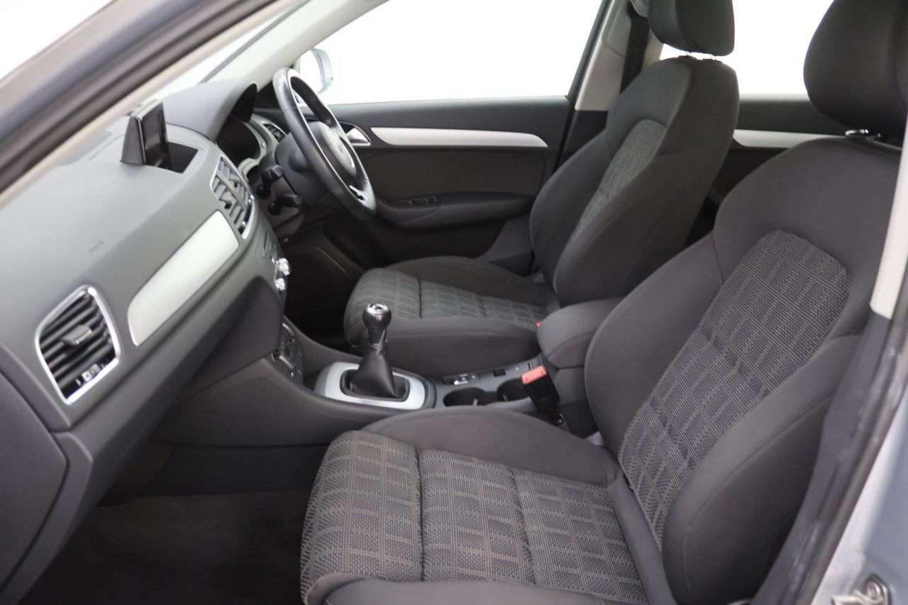 2018 AUDI Q3 2018 AUDI Q3
