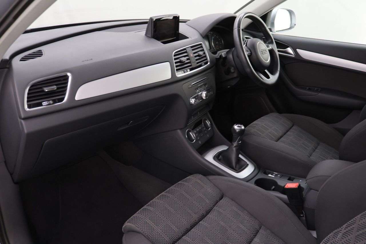 2018 AUDI Q3 2018 AUDI Q3