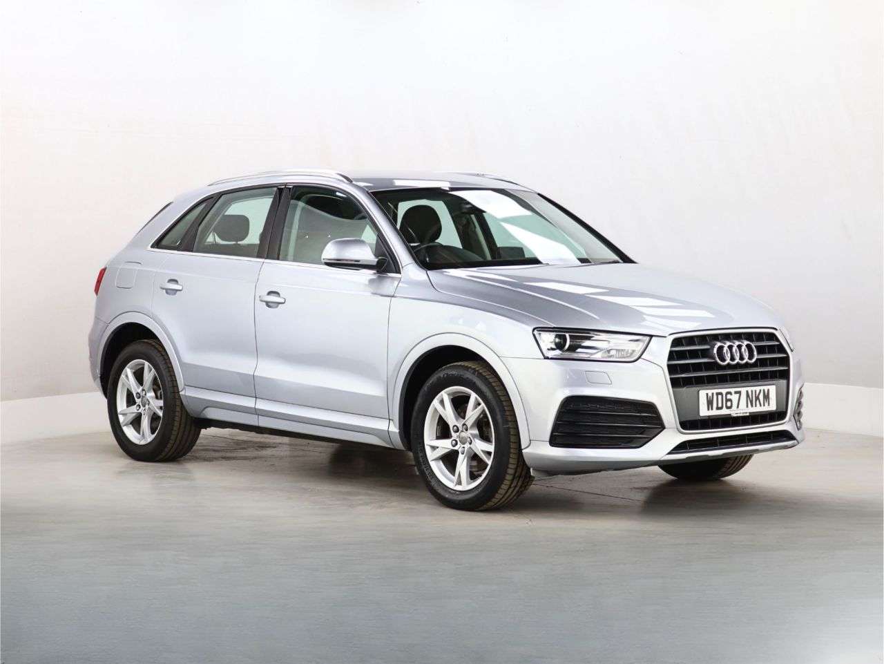 A 2018 AUDI Q3 1.4 TFSI CoD Sport SUV 5dr Petrol Manual Euro 6 (s/s) (150 ps) A 2018 AUDI Q3 1.4 TFSI CoD Sport SUV 5dr Petrol Manual Euro 6 (s/s) (150 ps)
