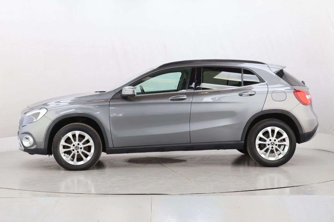 2017 MERCEDES-BENZ GLA CLASS 2017 MERCEDES-BENZ GLA CLASS