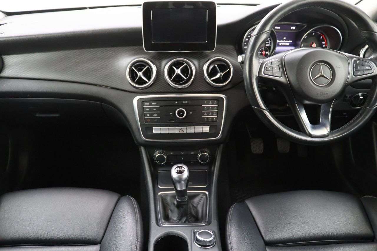 2017 MERCEDES-BENZ GLA CLASS 2017 MERCEDES-BENZ GLA CLASS