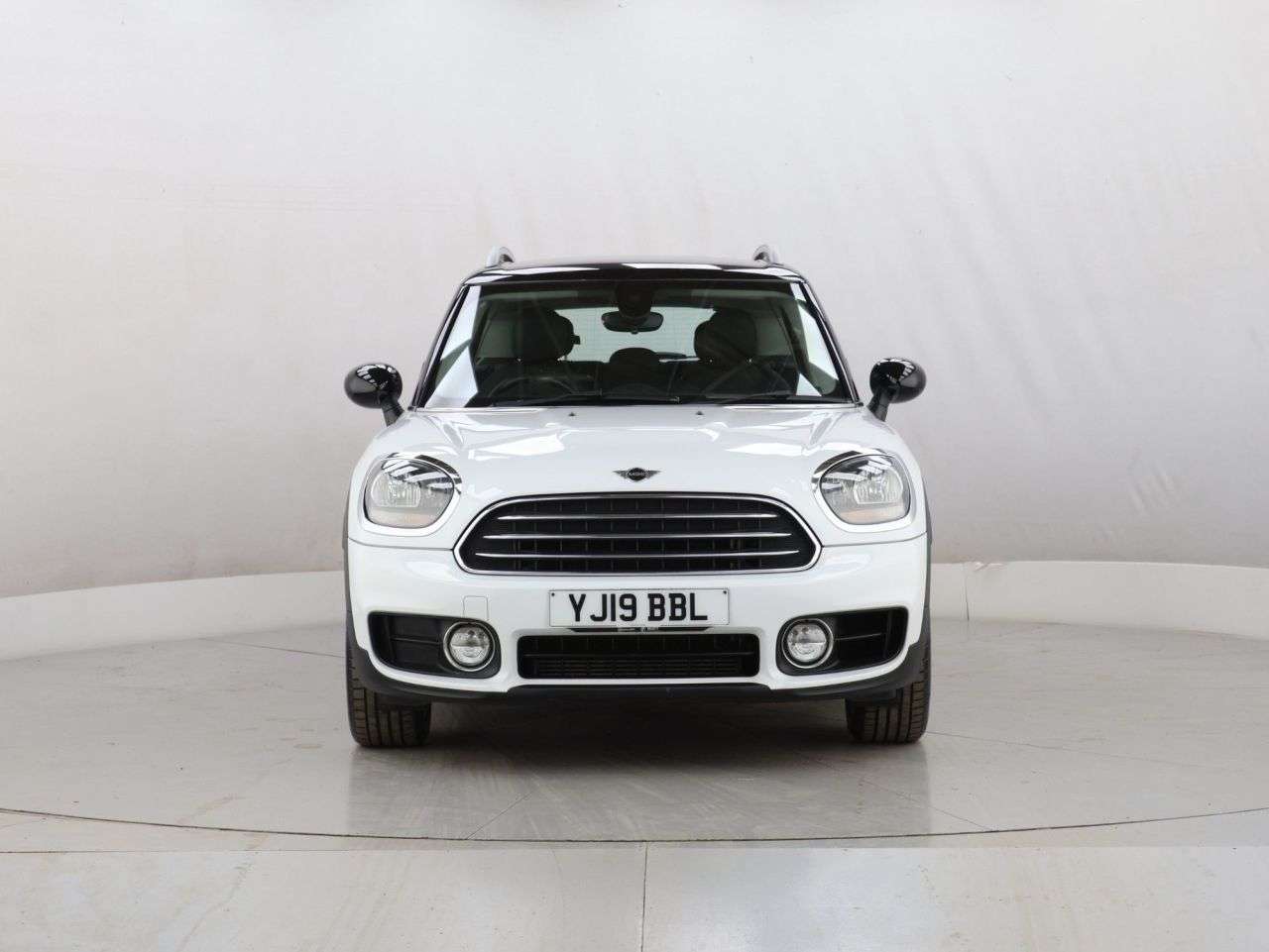 A 2019 MINI COUNTRYMAN 1.5 Cooper Exclusive SUV 5dr Petrol Manual Euro 6 (s/s) (136 ps) A 2019 MINI COUNTRYMAN 1.5 Cooper Exclusive SUV 5dr Petrol Manual Euro 6 (s/s) (136 ps)