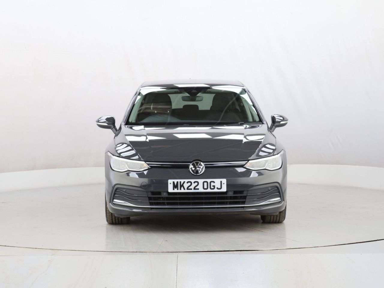 A 2022 VOLKSWAGEN GOLF 1.5 TSI Active Hatchback 5dr Petrol Manual Euro 6 (s/s) (130 ps) A 2022 VOLKSWAGEN GOLF 1.5 TSI Active Hatchback 5dr Petrol Manual Euro 6 (s/s) (130 ps)