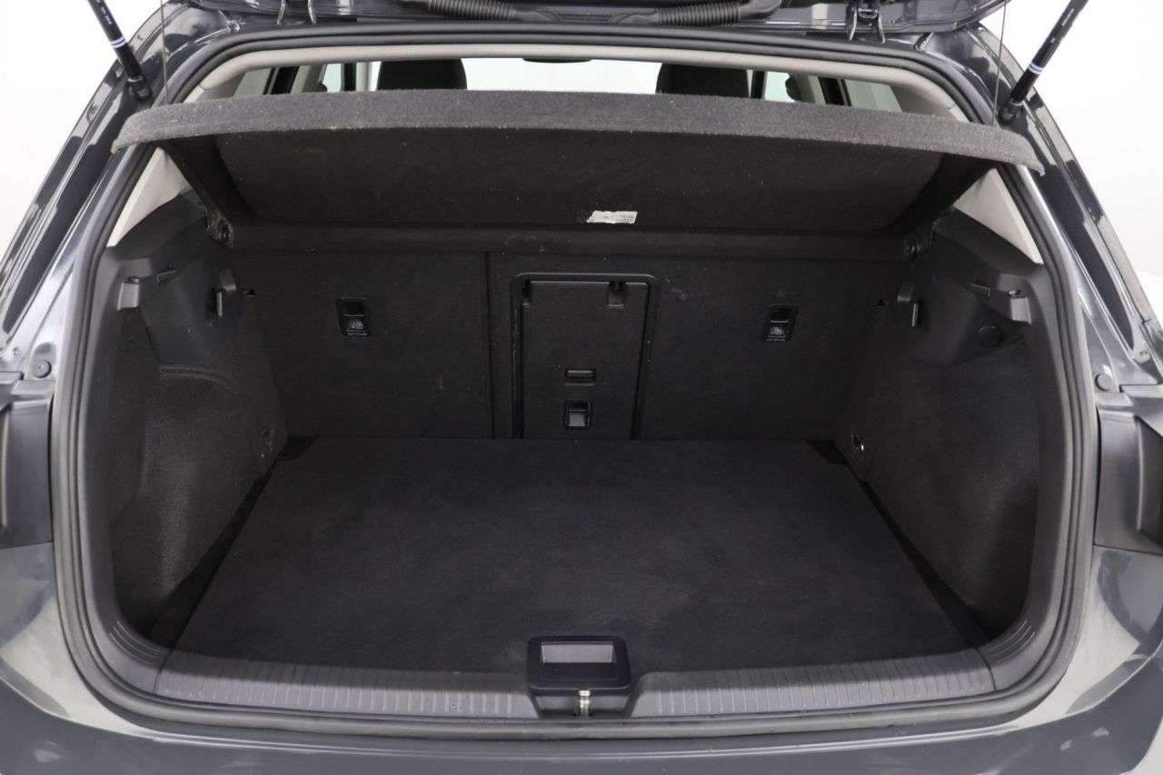 2022 VOLKSWAGEN GOLF 2022 VOLKSWAGEN GOLF