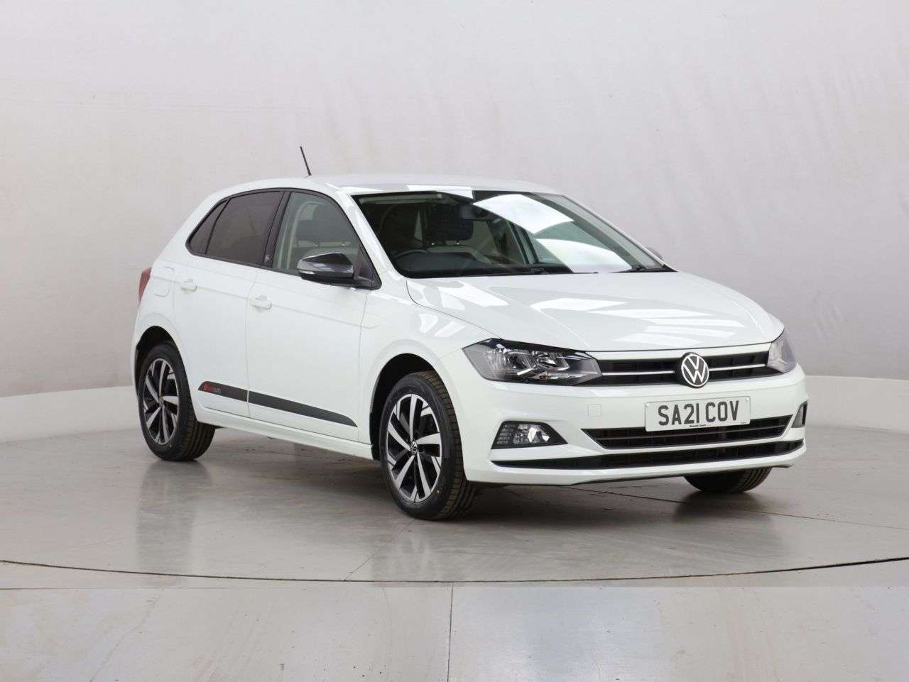 A 2021 VOLKSWAGEN POLO 1.0 TSI GPF beats Hatchback 5dr Petrol Manual Euro 6 (s/s) (95 ps) A 2021 VOLKSWAGEN POLO 1.0 TSI GPF beats Hatchback 5dr Petrol Manual Euro 6 (s/s) (95 ps)