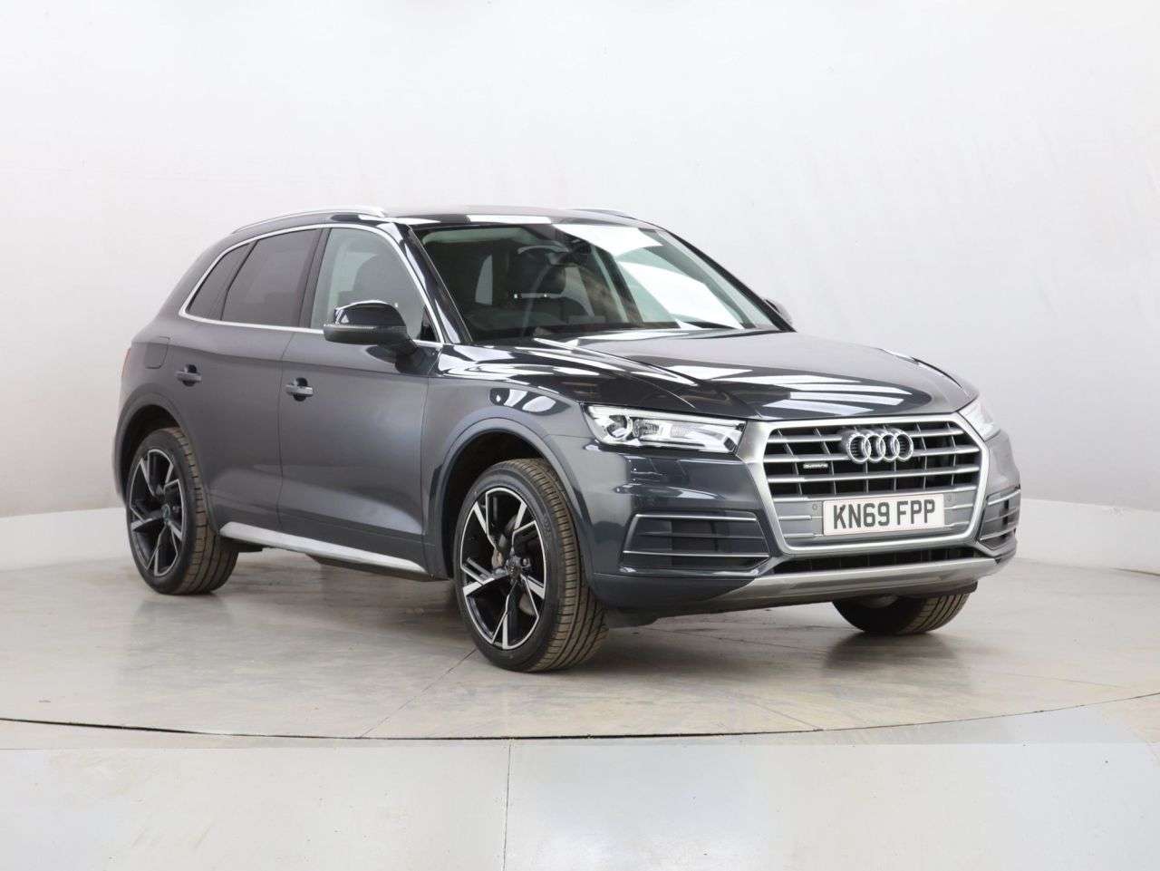 A 2019 AUDI Q5 2.0 TDI 40 Sport SUV 5dr Diesel S Tronic quattro Euro 6 (s/s) (190 ps) A 2019 AUDI Q5 2.0 TDI 40 Sport SUV 5dr Diesel S Tronic quattro Euro 6 (s/s) (190 ps)