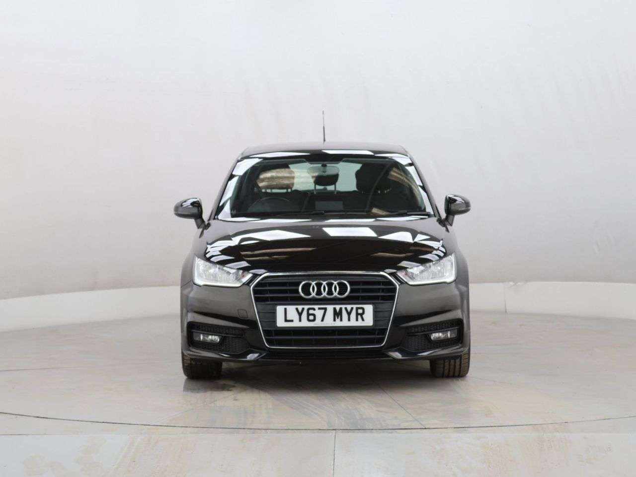 A 2018 AUDI A1 1.4 TFSI Sport Sportback 5dr Petrol Manual Euro 6 (s/s) (Nav) (125 ps) A 2018 AUDI A1 1.4 TFSI Sport Sportback 5dr Petrol Manual Euro 6 (s/s) (Nav) (125 ps)