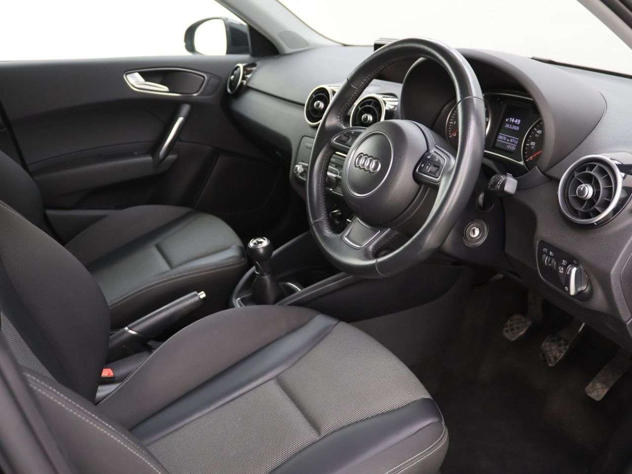 2018 AUDI A1 2018 AUDI A1