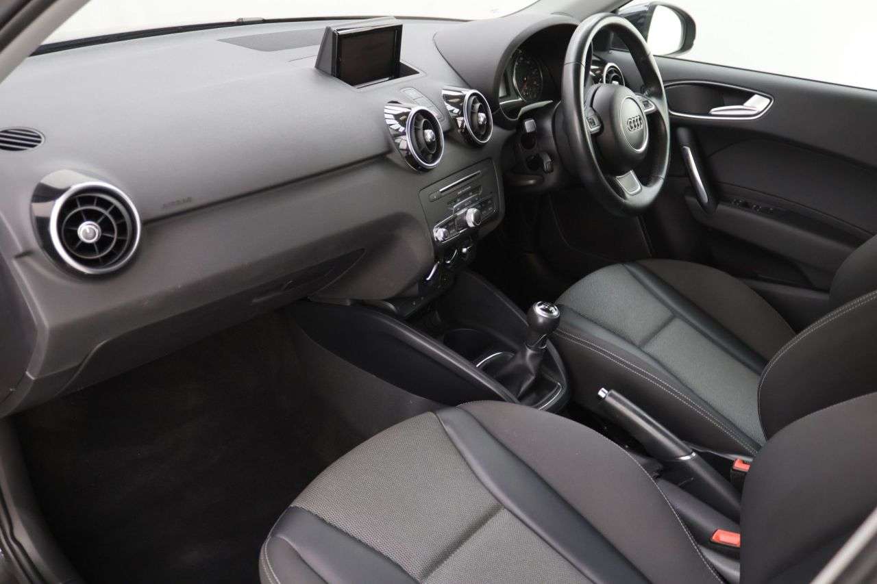2018 AUDI A1 2018 AUDI A1