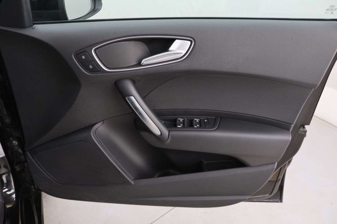 2018 AUDI A1 2018 AUDI A1