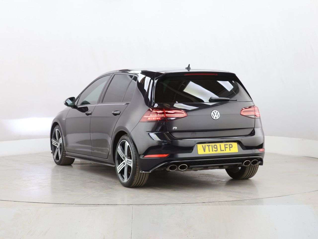 2019 VOLKSWAGEN GOLF 2019 VOLKSWAGEN GOLF
