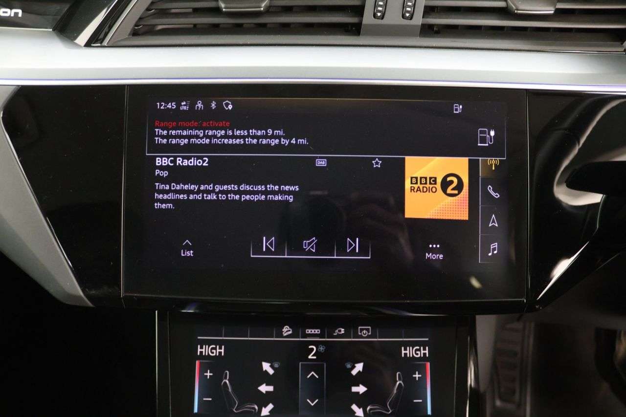 2022 AUDI E-TRON 2022 AUDI E-TRON