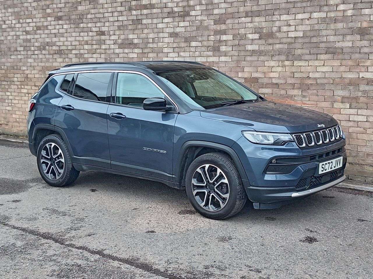 A 2022 JEEP COMPASS 1.3 GSE T4 Limited SUV 5dr Petrol Manual FWD Euro 6 (s/s) (130 ps) A 2022 JEEP COMPASS 1.3 GSE T4 Limited SUV 5dr Petrol Manual FWD Euro 6 (s/s) (130 ps)