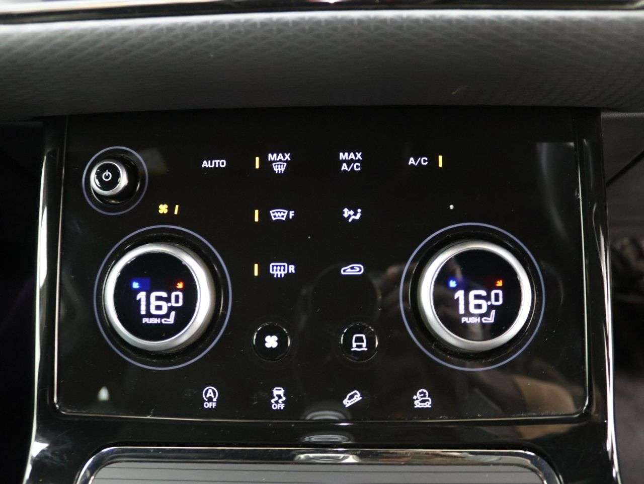 2020 LAND ROVER RANGE ROVER EVOQUE 2020 LAND ROVER RANGE ROVER EVOQUE