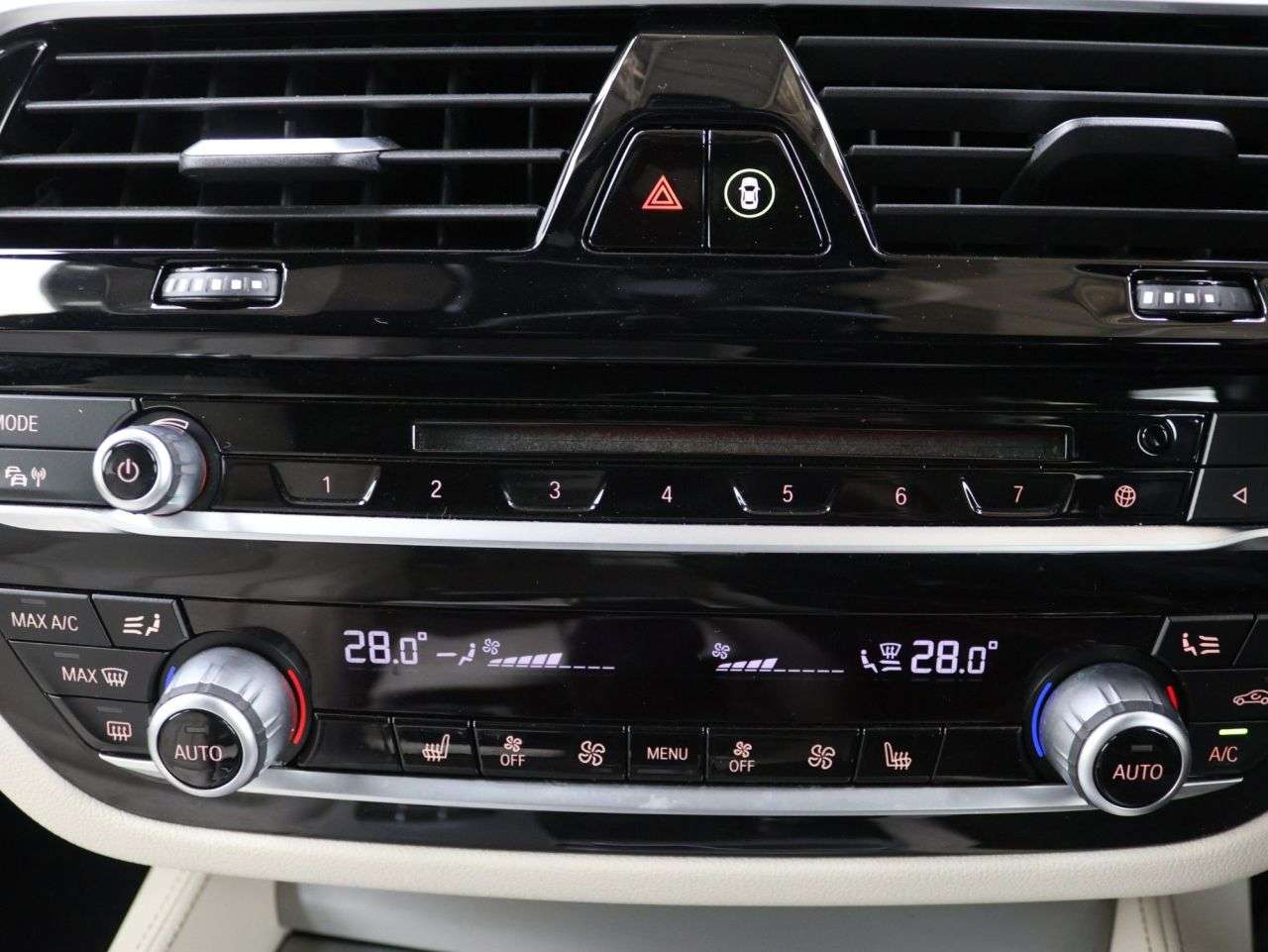 2019 BMW 5 SERIES 2019 BMW 5 SERIES