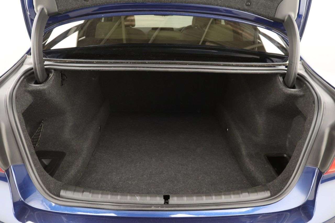 2019 BMW 5 SERIES 2019 BMW 5 SERIES