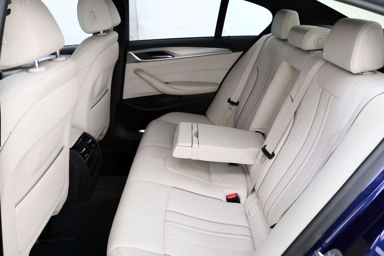 2019 BMW 5 SERIES 2019 BMW 5 SERIES