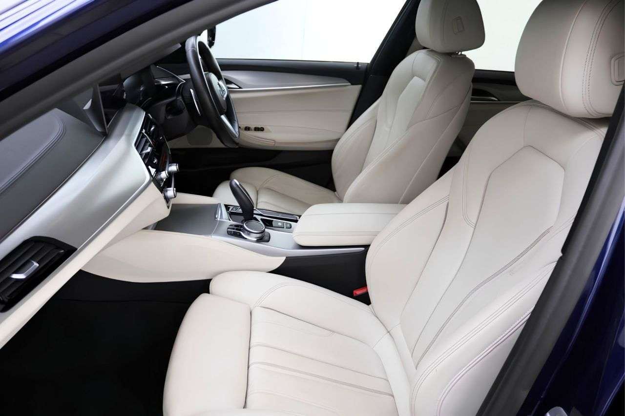 2019 BMW 5 SERIES 2019 BMW 5 SERIES
