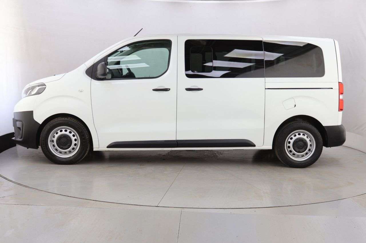 2022 TOYOTA PROACE VERSO 2022 TOYOTA PROACE VERSO