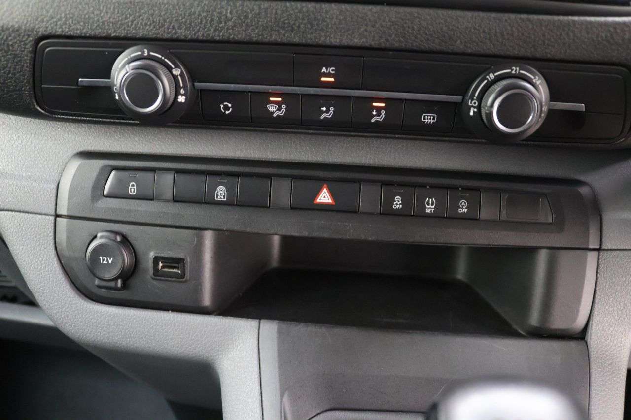 2022 TOYOTA PROACE VERSO 2022 TOYOTA PROACE VERSO